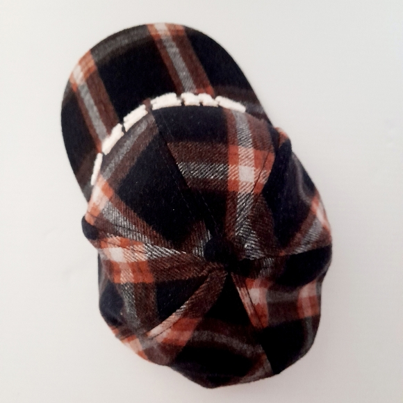● Aerie | Flannel Baseball Hat - Picture 6 of 14